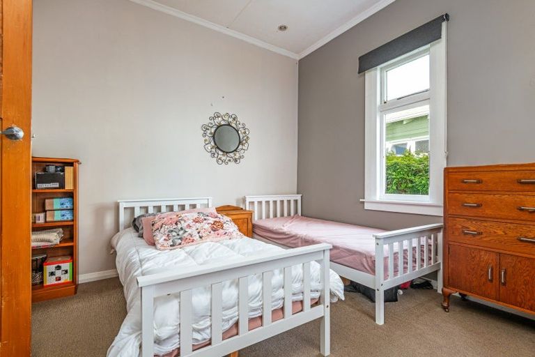 Photo of property in 19 Manson Street, Terrace End, Palmerston North, 4410