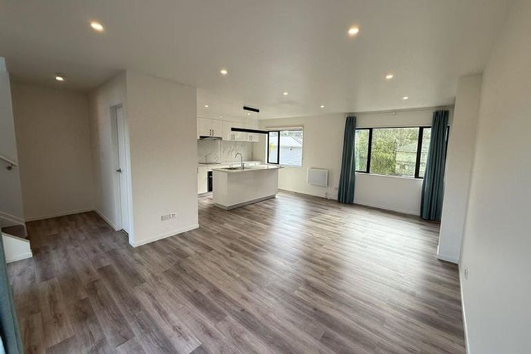 Photo of property in 9 Apple Lane, Henderson, Auckland, 0610