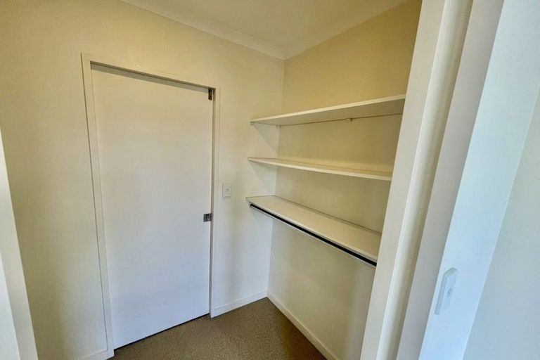 Photo of property in Terrace Heights Apartments, 13c/163 The Terrace, Wellington Central, Wellington, 6011