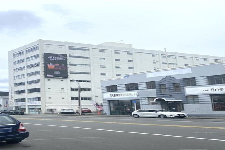 Photo of property in Quantum On Thorndon Quay, 7/163a Thorndon Quay, Pipitea, Wellington, 6011