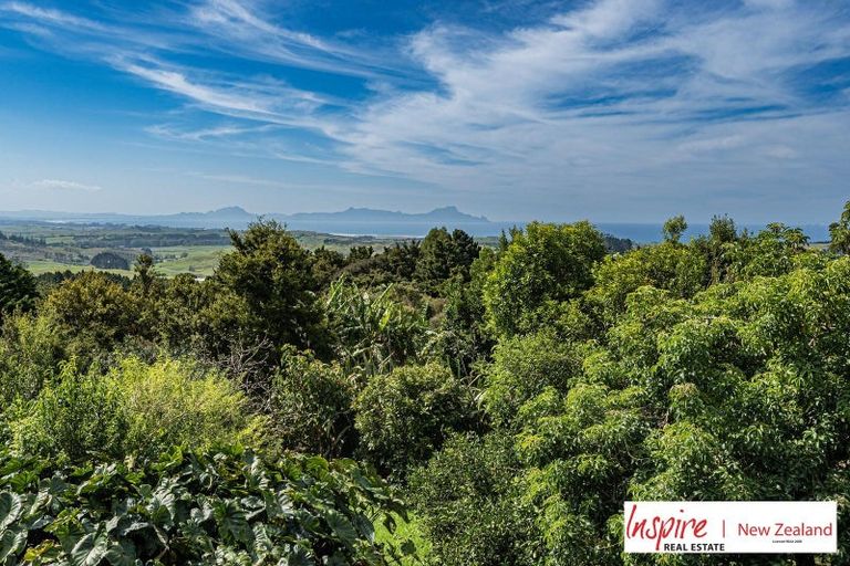 Photo of property in 224 Massey Road, Waipu, 0582