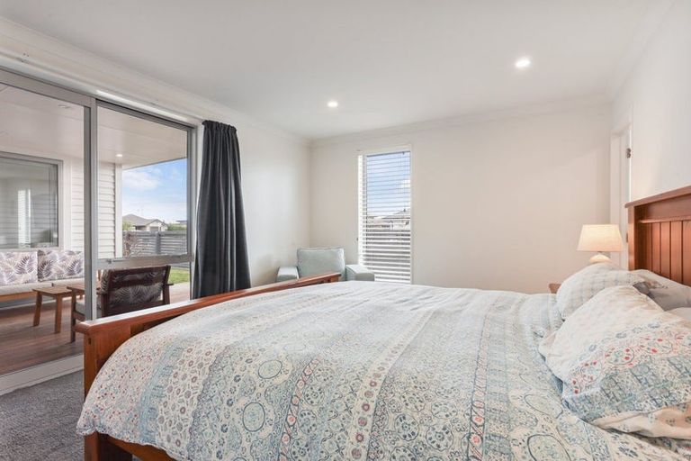 Photo of property in 15 Waituna Street, Pegasus, 7612