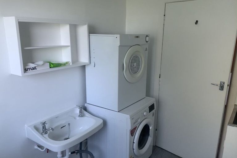 Photo of property in 147a Grafton Road, Roseneath, Wellington, 6011