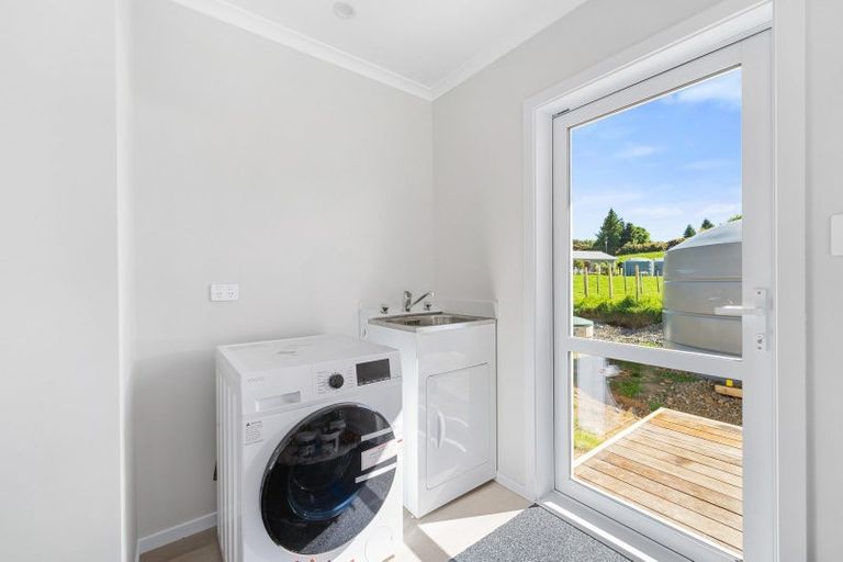 Photo of property in 30 Henderson Street, Kimbolton, 4774