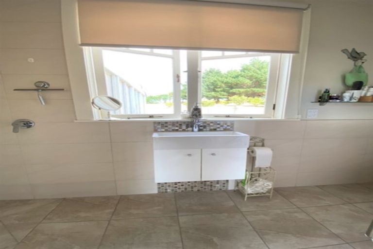 Photo of property in 2906 Pouto Road, Te Kopuru, 0391