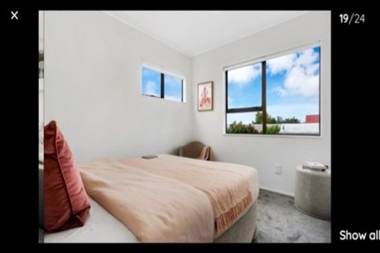 Photo of property in 2/17 Oliver Street, Point Chevalier, Auckland, 1022