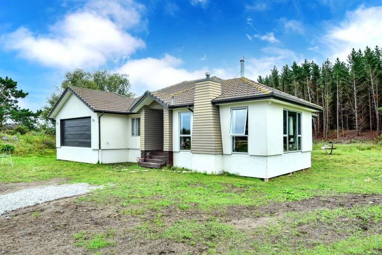 Photo of property in 335 Kainga Road, Kainga, Christchurch, 8083