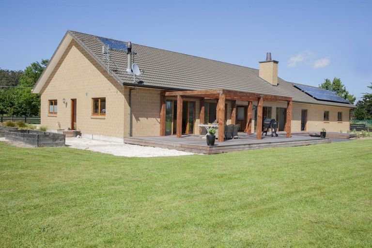 Photo of property in 69 Longwood Road, South Featherston, Featherston, 5771