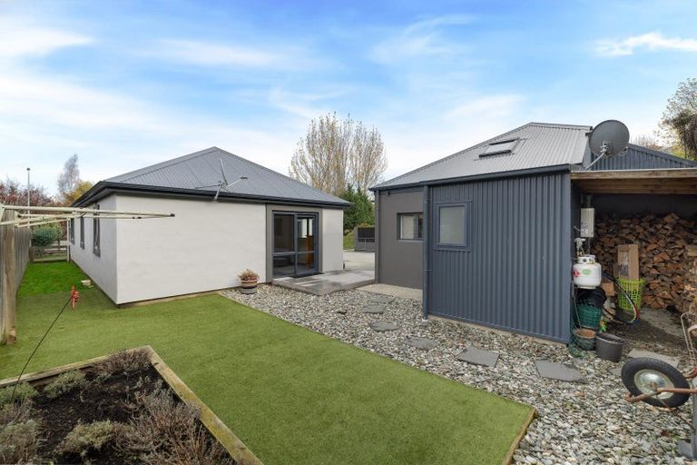 Photo of property in 75 Mcdonnell Road, Arrowtown, 9302