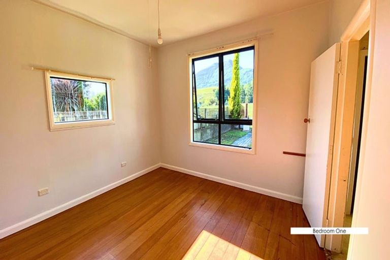 Photo of property in 445 Abel Tasman Drive, Motupipi, Takaka, 7183