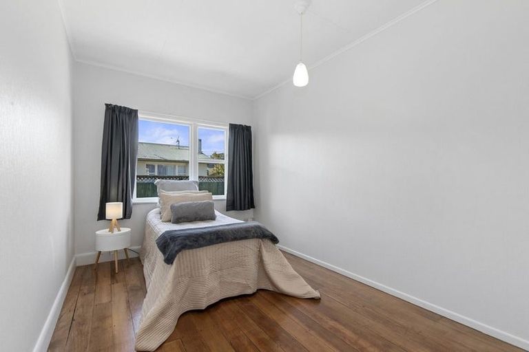 Photo of property in 18 Miro Street, Trentham, Upper Hutt, 5018