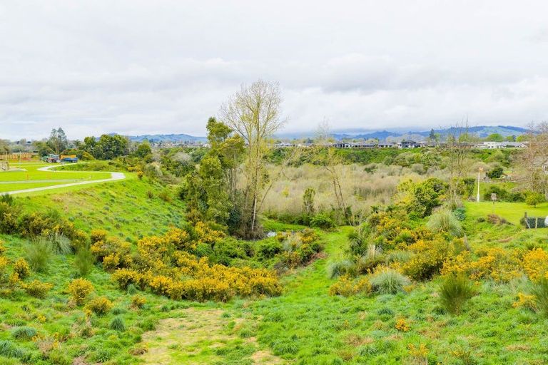 Photo of property in 19b Silverwood Lane, Leamington, Cambridge, 3495