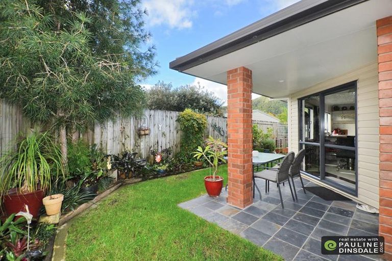 Photo of property in 5 Deveron Street, Regent, Whangarei, 0112