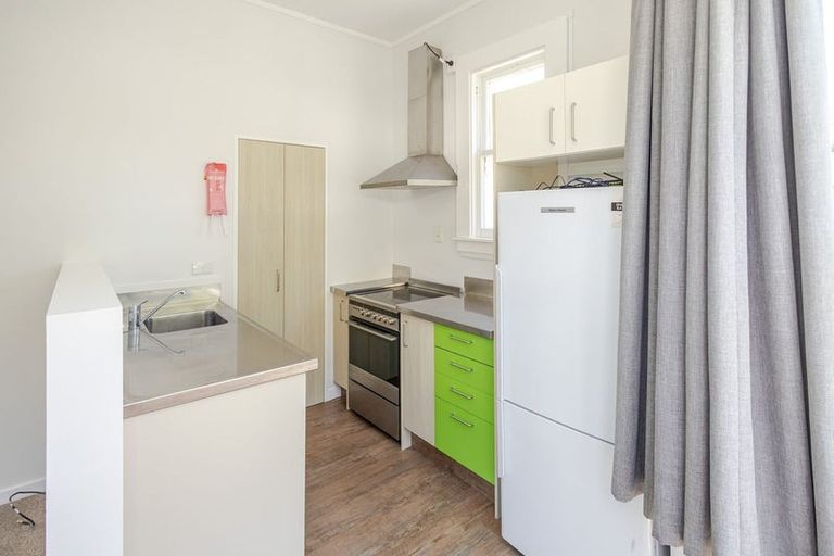 Photo of property in 26 Adams Terrace, Aro Valley, Wellington, 6021