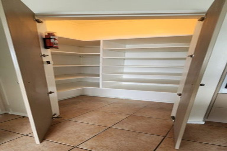 Photo of property in 9 The Anchorage, Whitby, Porirua, 5024