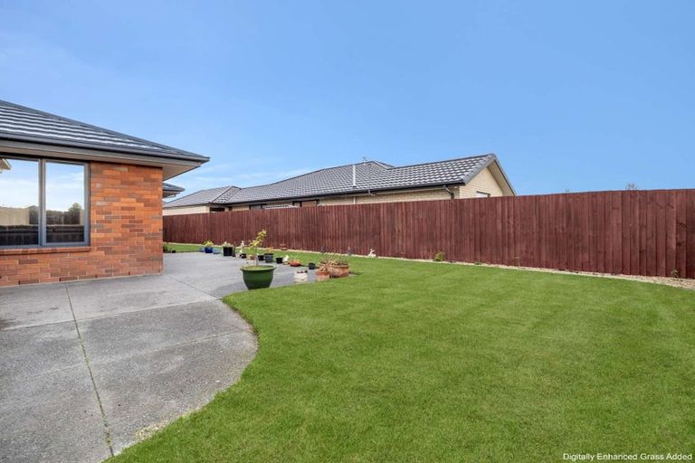 Photo of property in 8 Skipness Lane, Broomfield, Christchurch, 8042