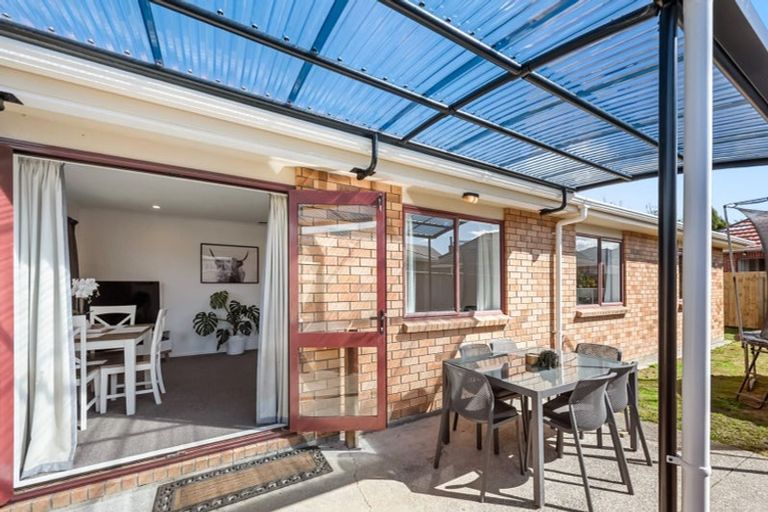 Photo of property in 19 Phar Lap Grove, Trentham, Upper Hutt, 5018