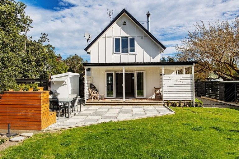 Photo of property in 12 Broadway Avenue, Waikuku Beach, 7473