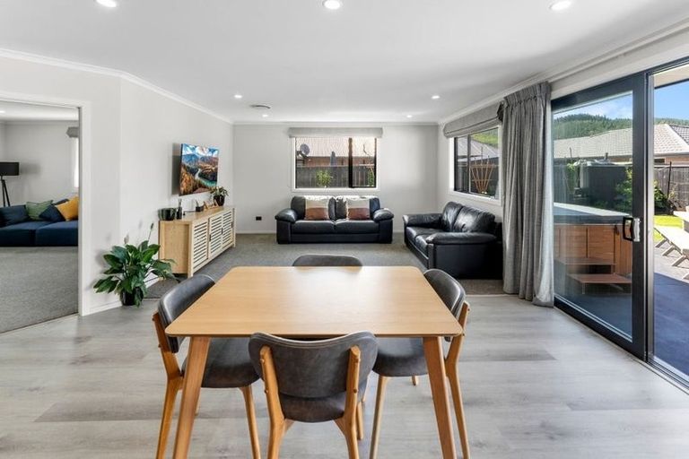 Photo of property in 6 George Fyfe Way, Wakefield, 7025