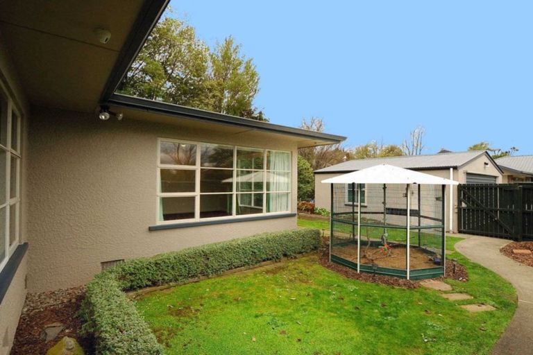 Photo of property in 23 Halswell Junction Road, Halswell, Christchurch, 8025