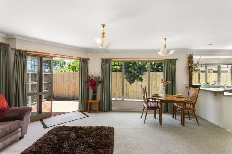 Photo of property in 1392a Cameron Road, Greerton, Tauranga, 3112