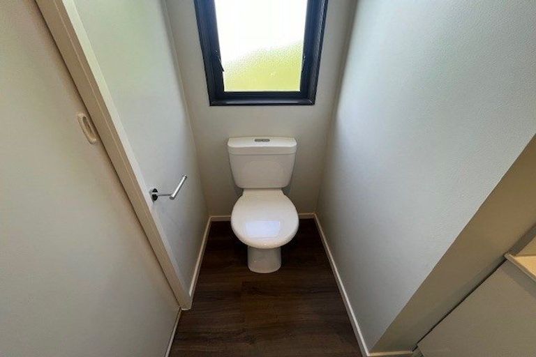 Photo of property in 2/12 Bradbury Road, Botany Downs, Auckland, 2010