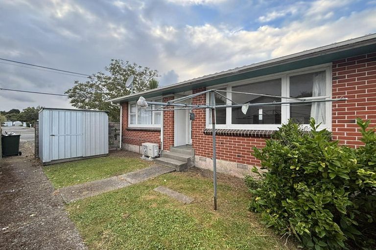 Photo of property in 1/14 Totara Street, Trentham, Upper Hutt, 5018