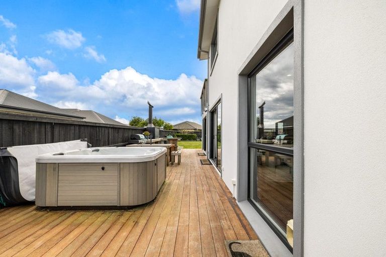 Photo of property in 55 Sovereign Boulevard, Kaiapoi, 7630