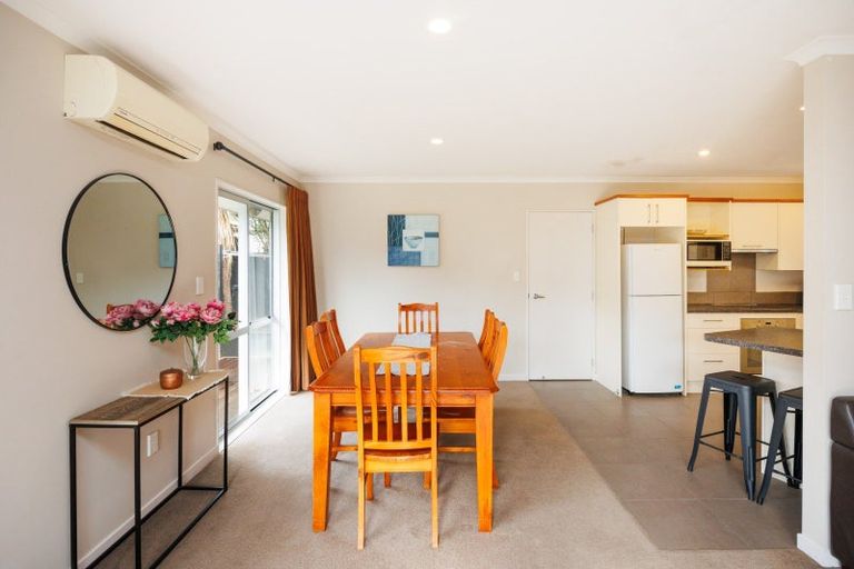 Photo of property in 449a Featherston Street, Palmerston North, 4414