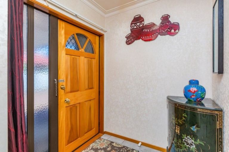 Photo of property in 2 Carver Close, Kerikeri, 0230