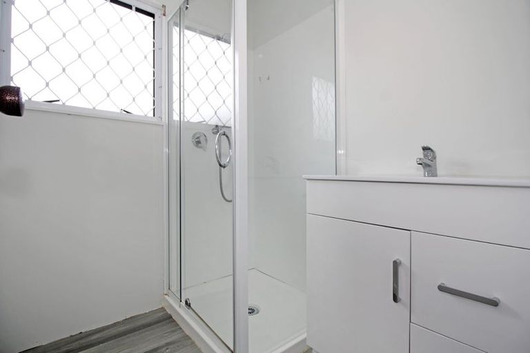 Photo of property in 3/114 Finlayson Avenue, Clendon Park, Auckland, 2103