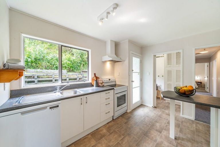 Photo of property in 9 Venus Place, Whitby, Porirua, 5024