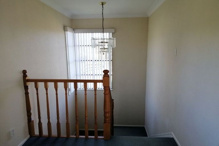 Photo of property in 59 Ransom Smyth Drive, Goodwood Heights, Auckland, 2105