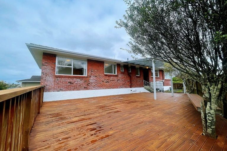 Photo of property in 84 Sycamore Drive, Sunnynook, Auckland, 0620