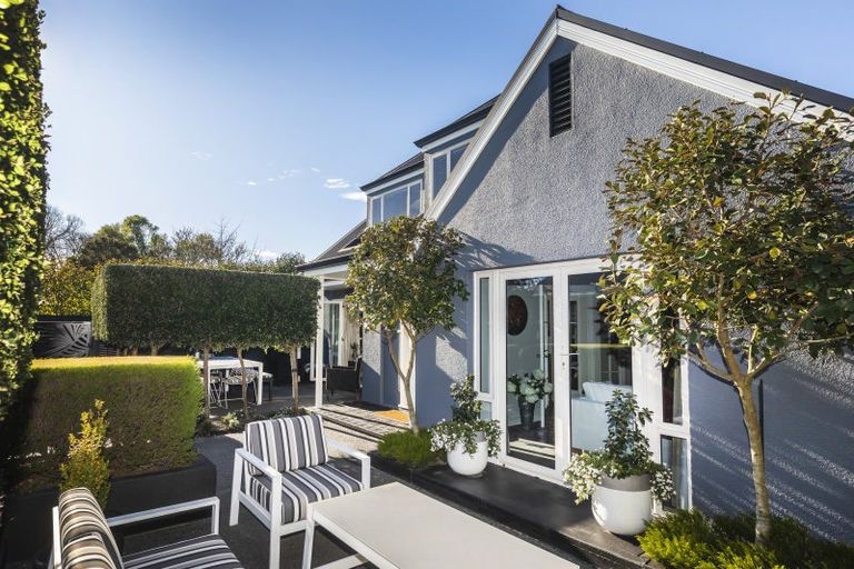 Photo of property in 30a Waiwetu Street, Fendalton, Christchurch, 8052