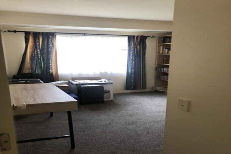 Photo of property in 7 Checkerberry Court, Henderson, Auckland, 0612