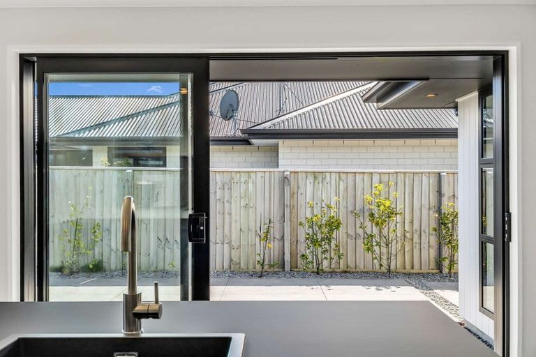 Photo of property in 14 John Raven Lane, Woodend, 7610