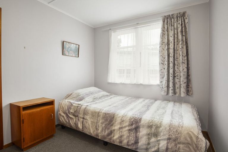 Photo of property in 73 Hampshire Street, Cannons Creek, Porirua, 5024