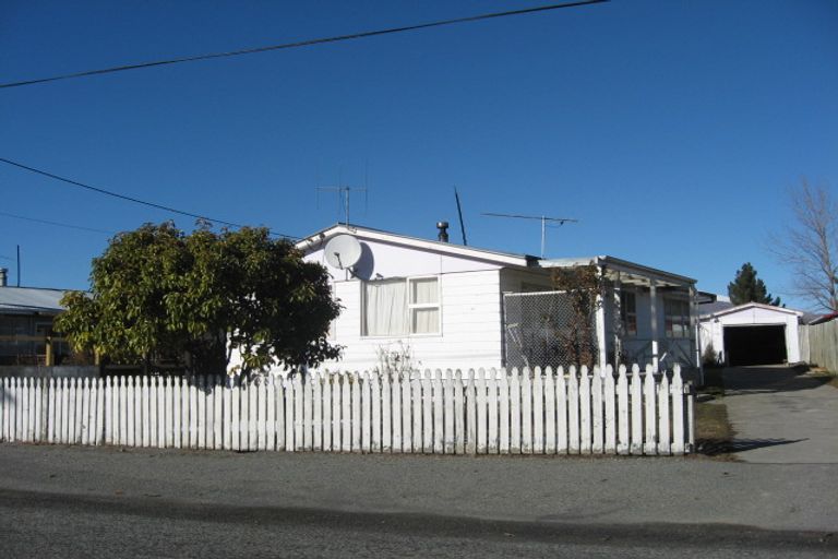 Photo of property in 44 Omahau Crescent, Twizel, 7901