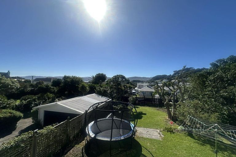 Photo of property in 103 Inglis Street, Seatoun, Wellington, 6022