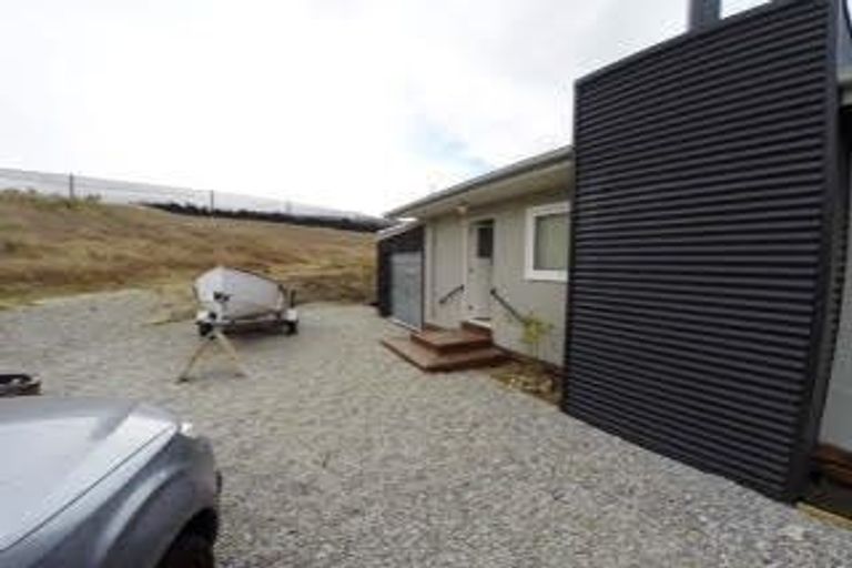 Photo of property in 19 Missy Crescent, Mount Pisa, Cromwell, 9383