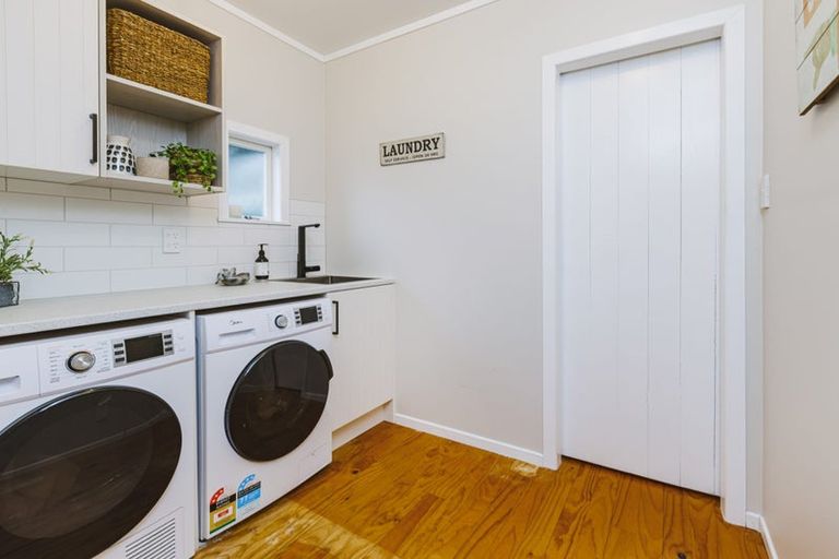 Photo of property in 62a Wharf Road, Clarks Beach, Pukekohe, 2679