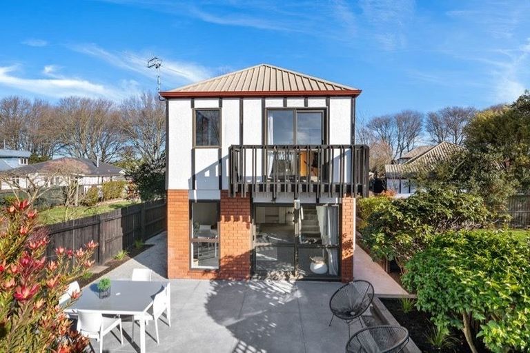 Photo of property in 1/160 Saint Albans Street, St Albans, Christchurch, 8014