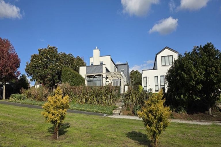 Photo of property in 73 Ridge View Crescent, Pukekohe, 2120