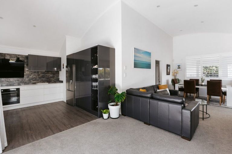 Photo of property in 219a Oceanbeach Road, Mount Maunganui, 3116