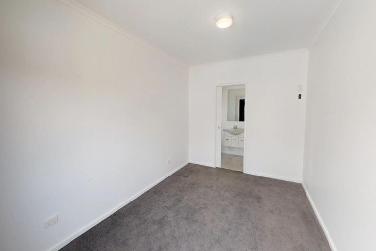 Photo of property in 26 Milverton Avenue, Hokowhitu, Palmerston North, 4410