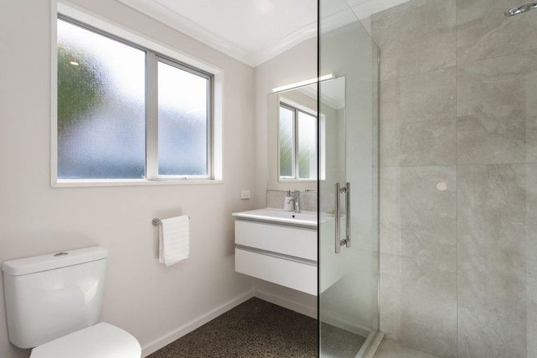 Photo of property in 1b Aston Drive, Waimairi Beach, Christchurch, 8083