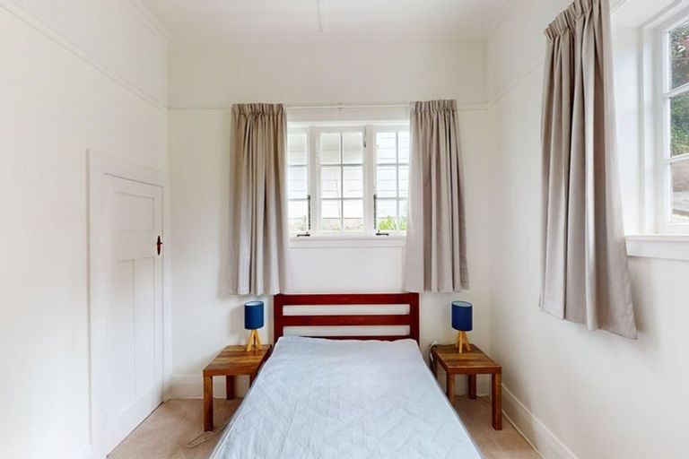 Photo of property in 51 Aurora Terrace, Kelburn, Wellington, 6012