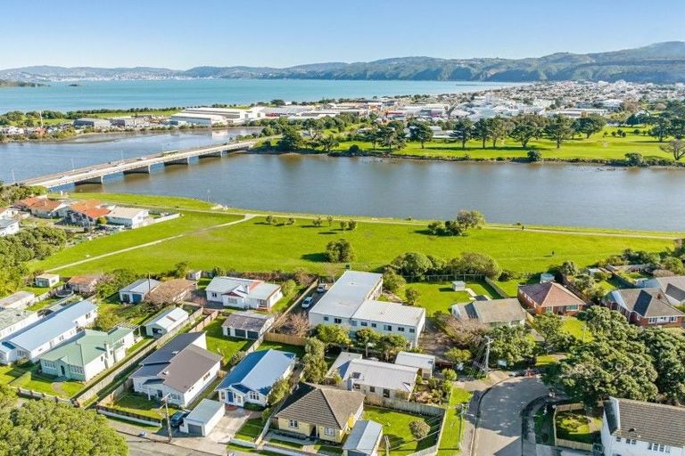 Photo of property in 17 Pirie Crescent, Moera, Lower Hutt, 5010