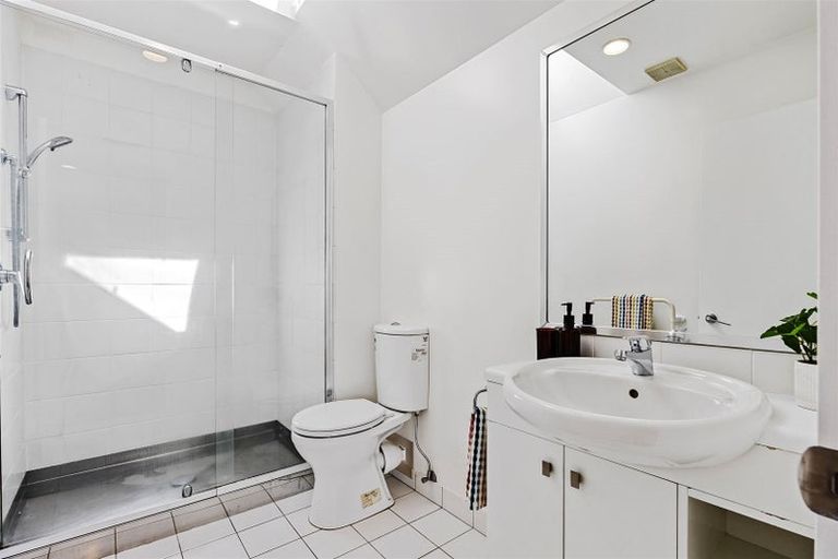 Photo of property in 4 Keoghs Lane, St Albans, Christchurch, 8014